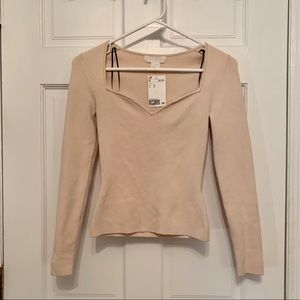 New H&M sweater. Size XS. Color Beige.